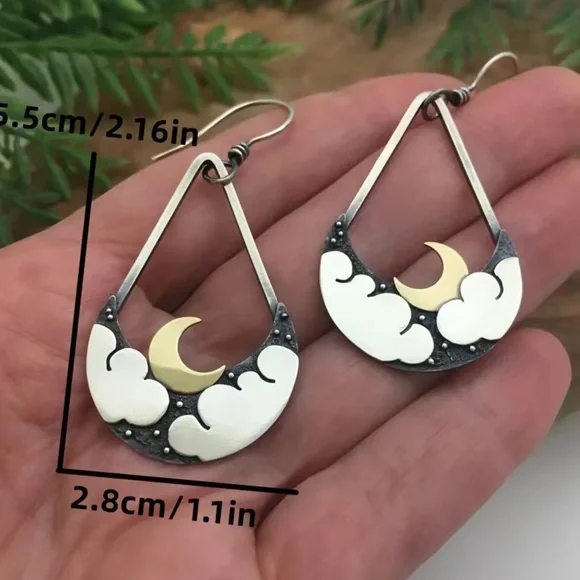 Gold and silver earrings - Picture 4 of 6